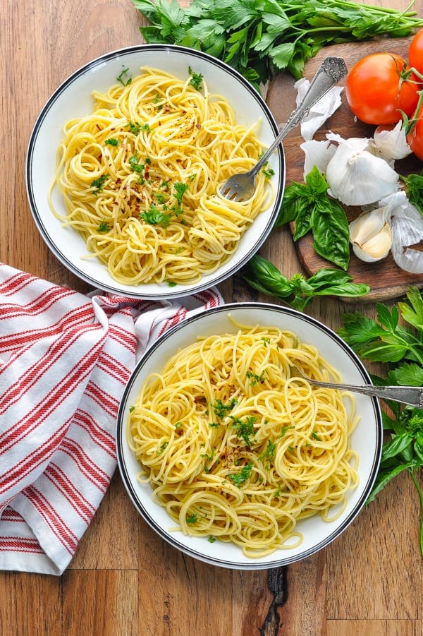 3-Ingredient Spaghetti Aglio e Olio