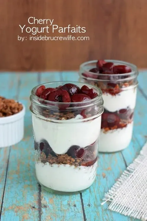 cherry greek yogurt parfaits