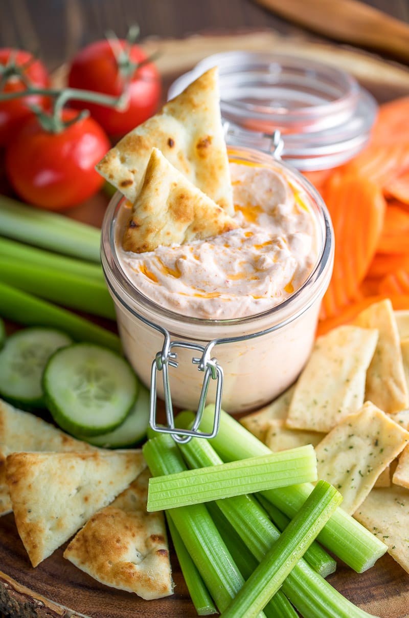 Harissa yogurt dip