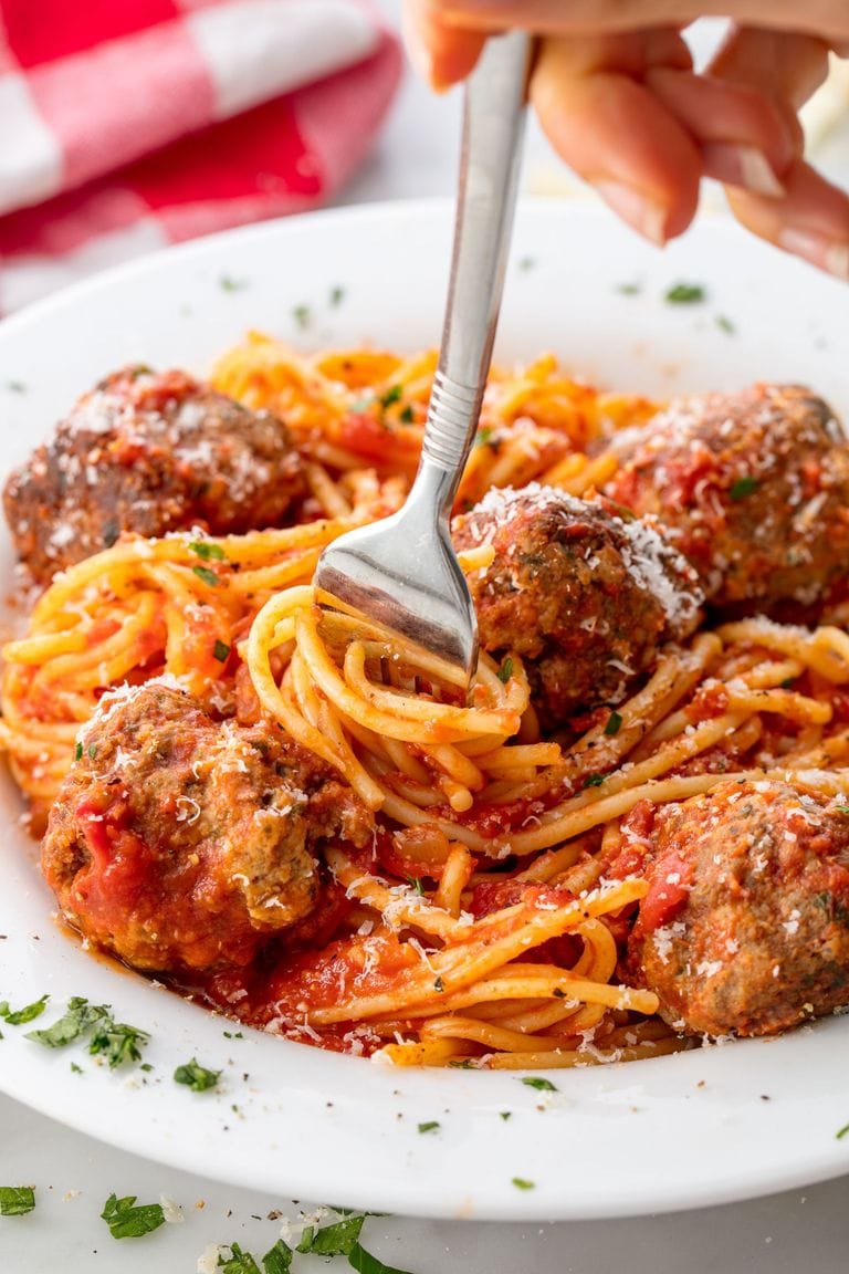 Spaghetti & Meatballs