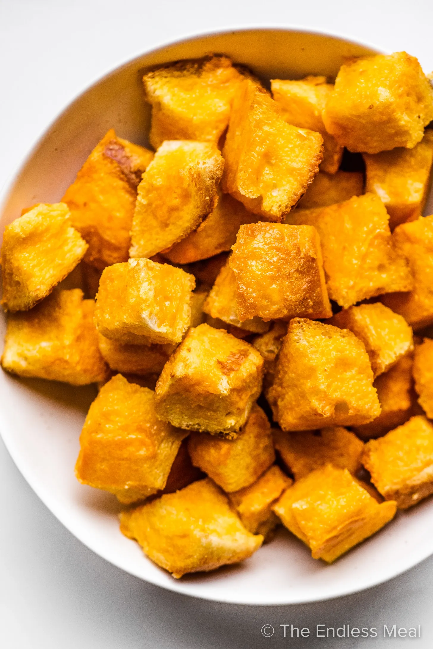 Cheesy Bread Cubes