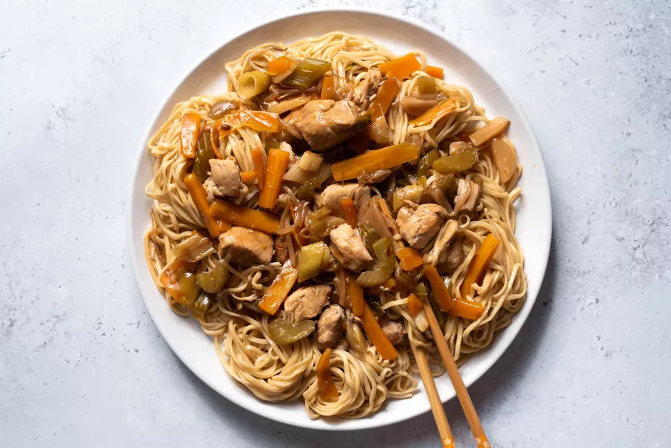 Crockpot Chicken Chow Mein