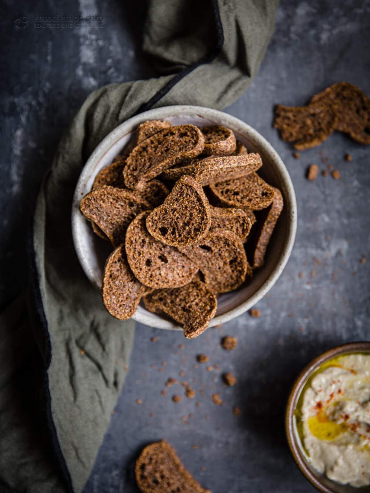 Keto-Friendly Crostini