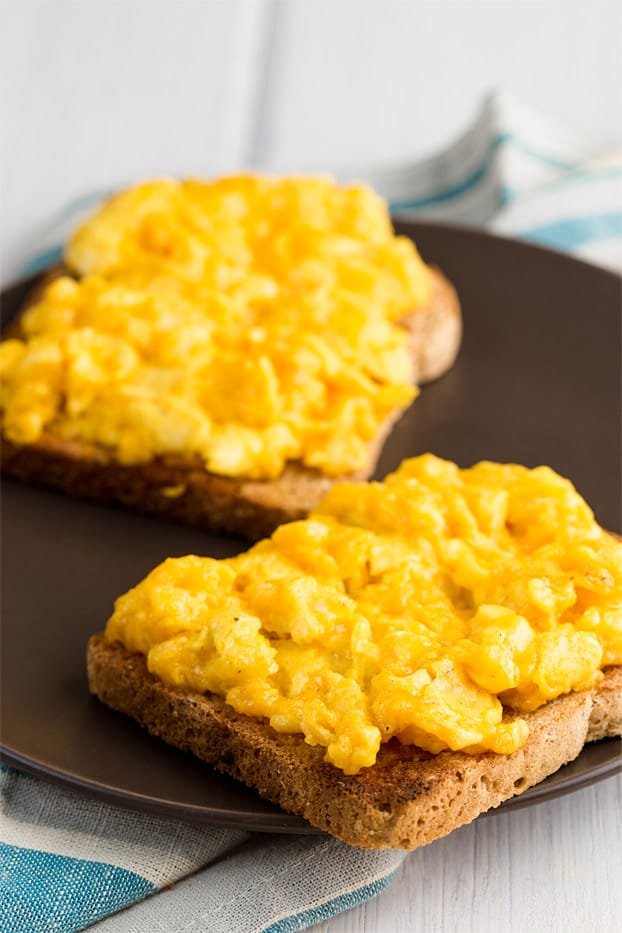 Scrambled Eggs with Cheese