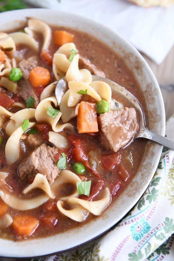 Slow Cooker Beef Vegetable Noodle Soup