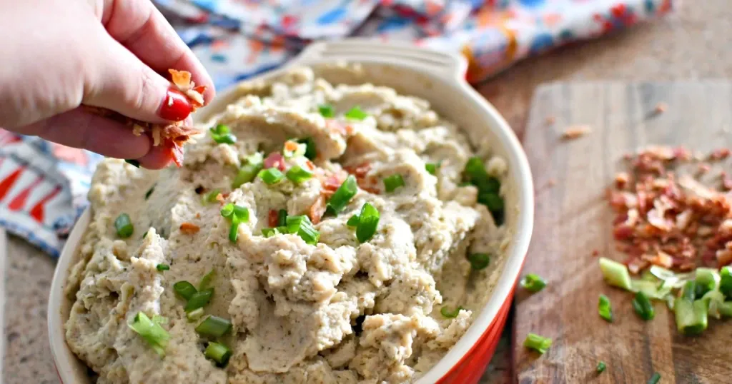 Slow Cooker Mashed Cauliflower