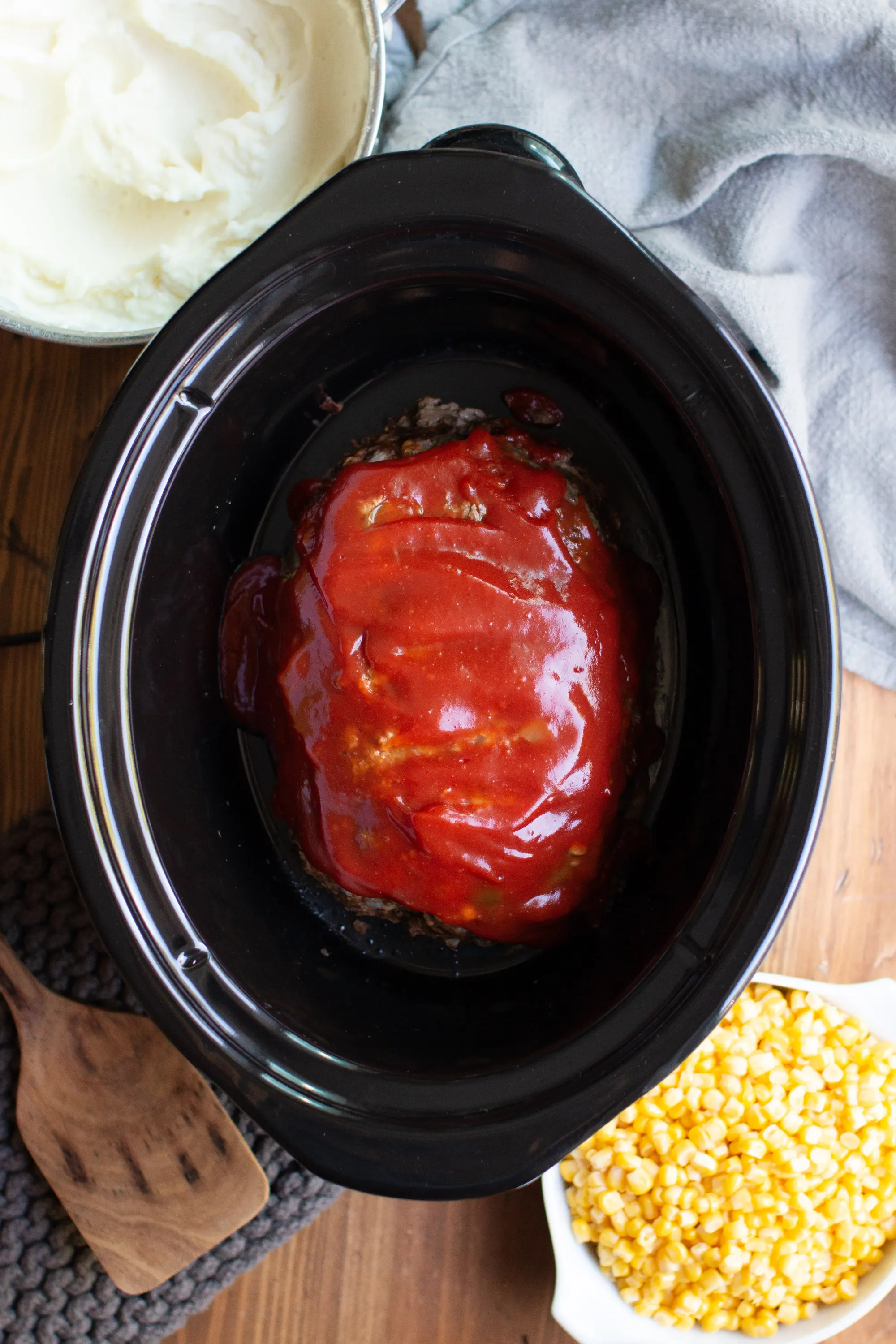 Slow Cooker Meatloaf