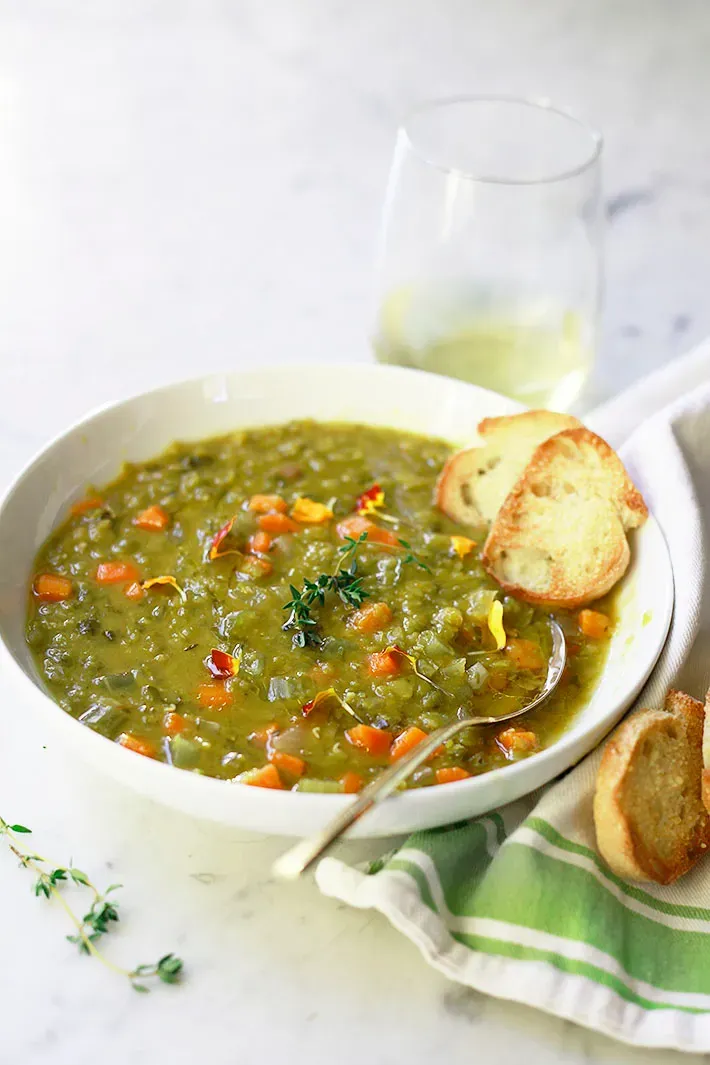 Vegetarian Split Pea Soup Slow Cooker