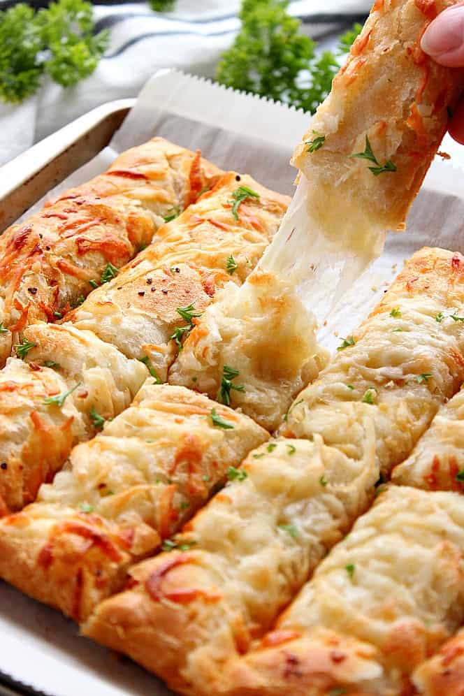 Garlic Butter Cheesy Breadsticks