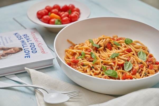 Chicken and Tomato Linguine