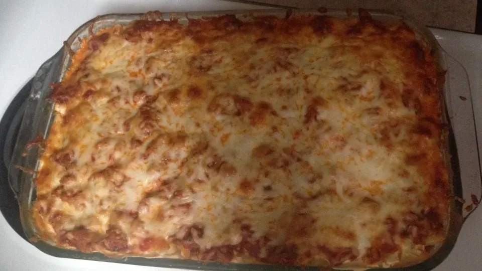 Hamburger Sour Cream Pasta Bake