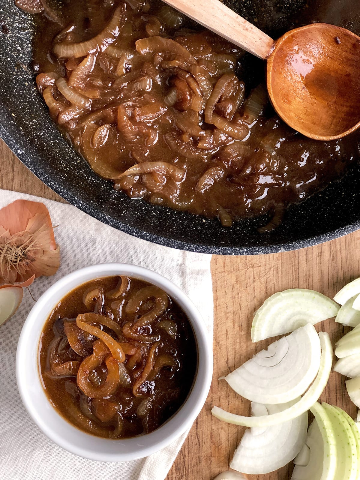 Caramelized Onion Gravy