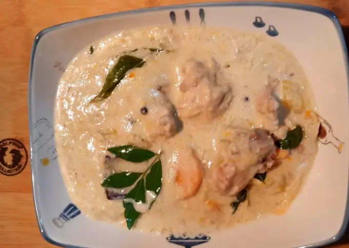 Chicken Stew (Kerala Style)