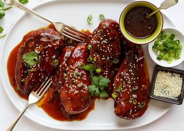 Slow cooker Asian-glazed chicken fillets