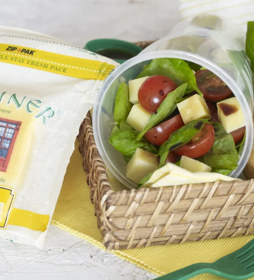 Dubliner Cheese Spinach & Tomato Salad