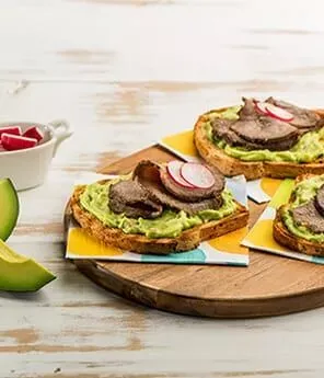 Roast Beef Sandwich with Guac