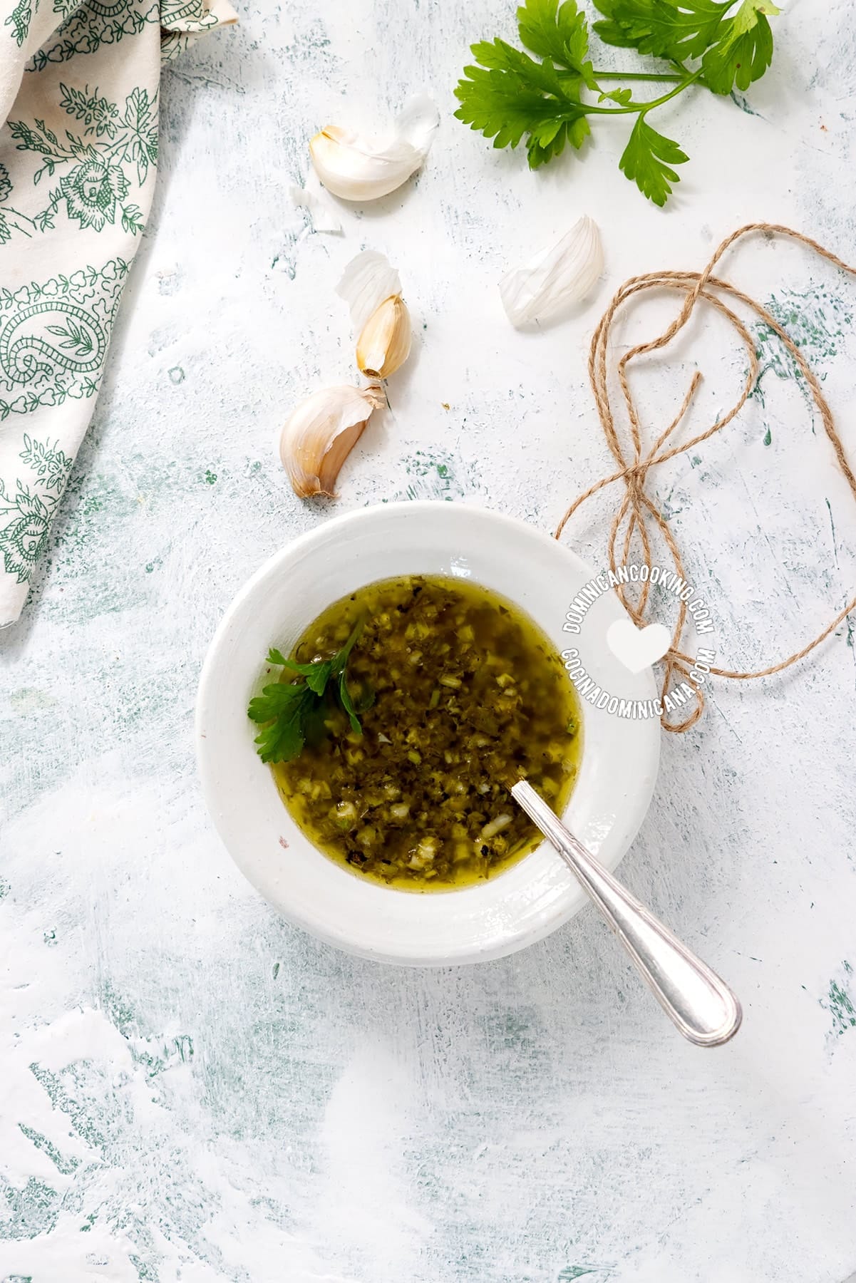 Wasakaka (dominican Garlic Sauce)