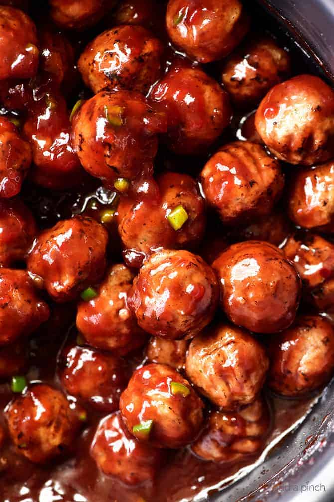 Sweet and Spicy Cranberry Cocktail Meatballs