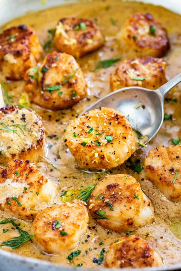 Pan-Seared Scallops with Lemon Garlic Sauce