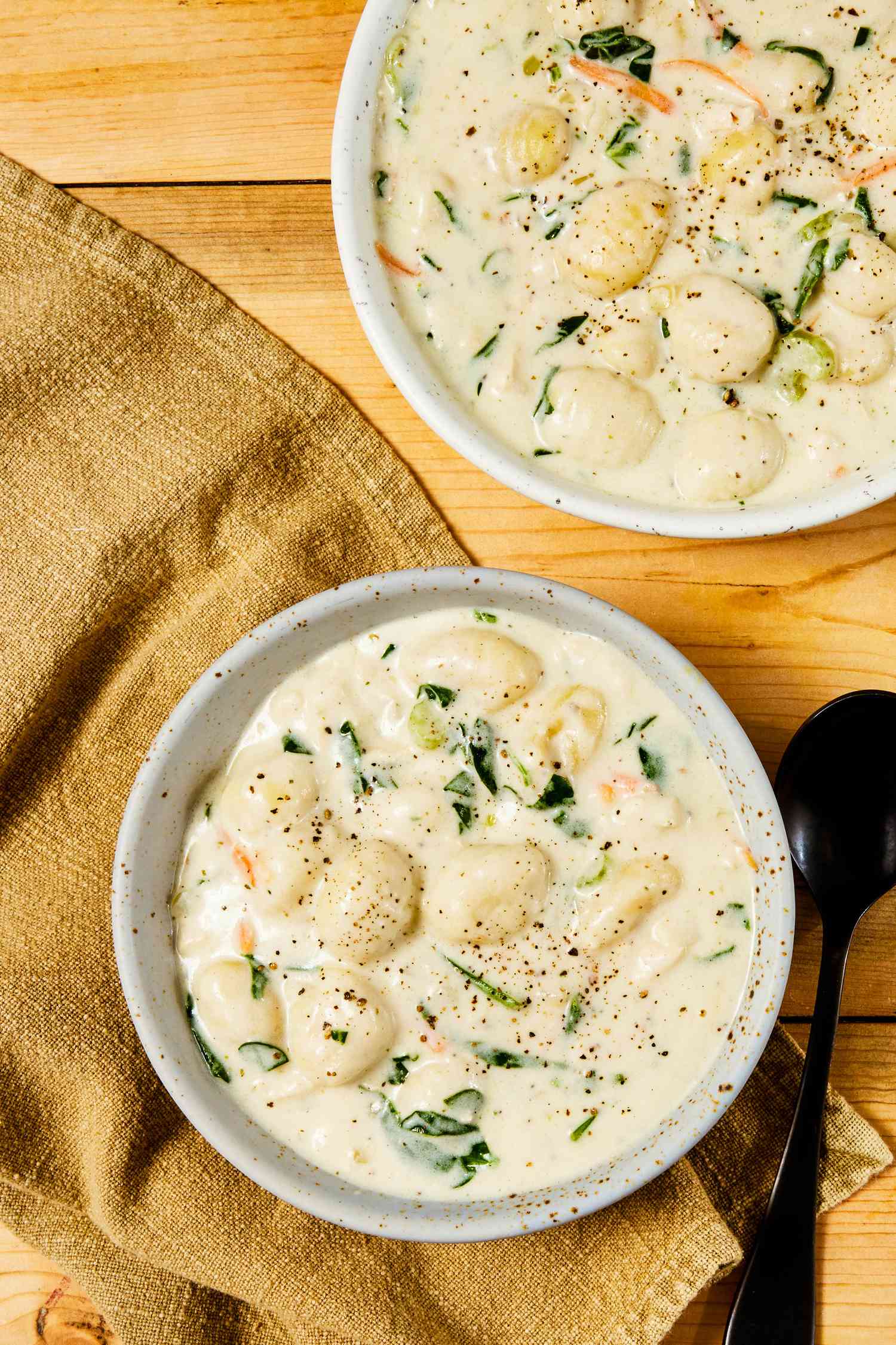 Olive Garden Chicken Gnocchi Soup (Copycat Recipe)