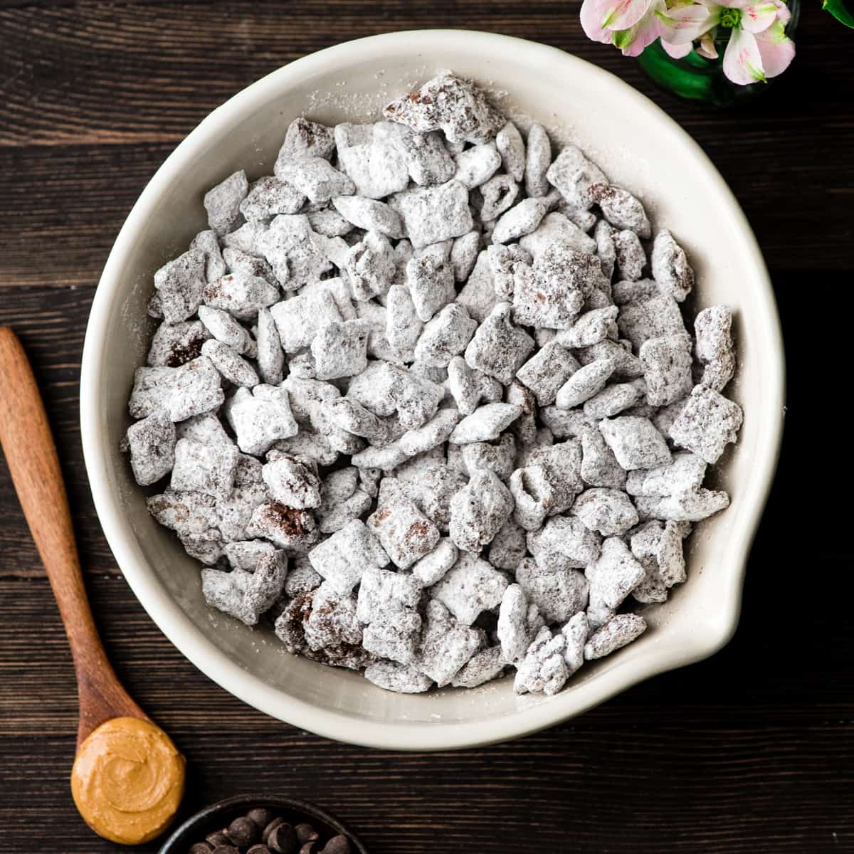 Puppy Chow Recipe (AKA Muddy Buddies)