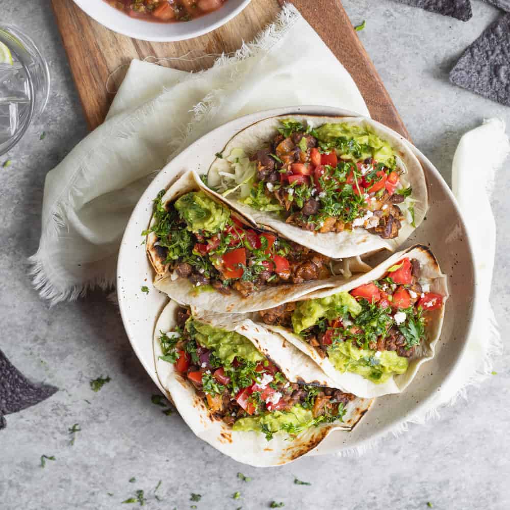 10-Minute Black Bean Tacos
