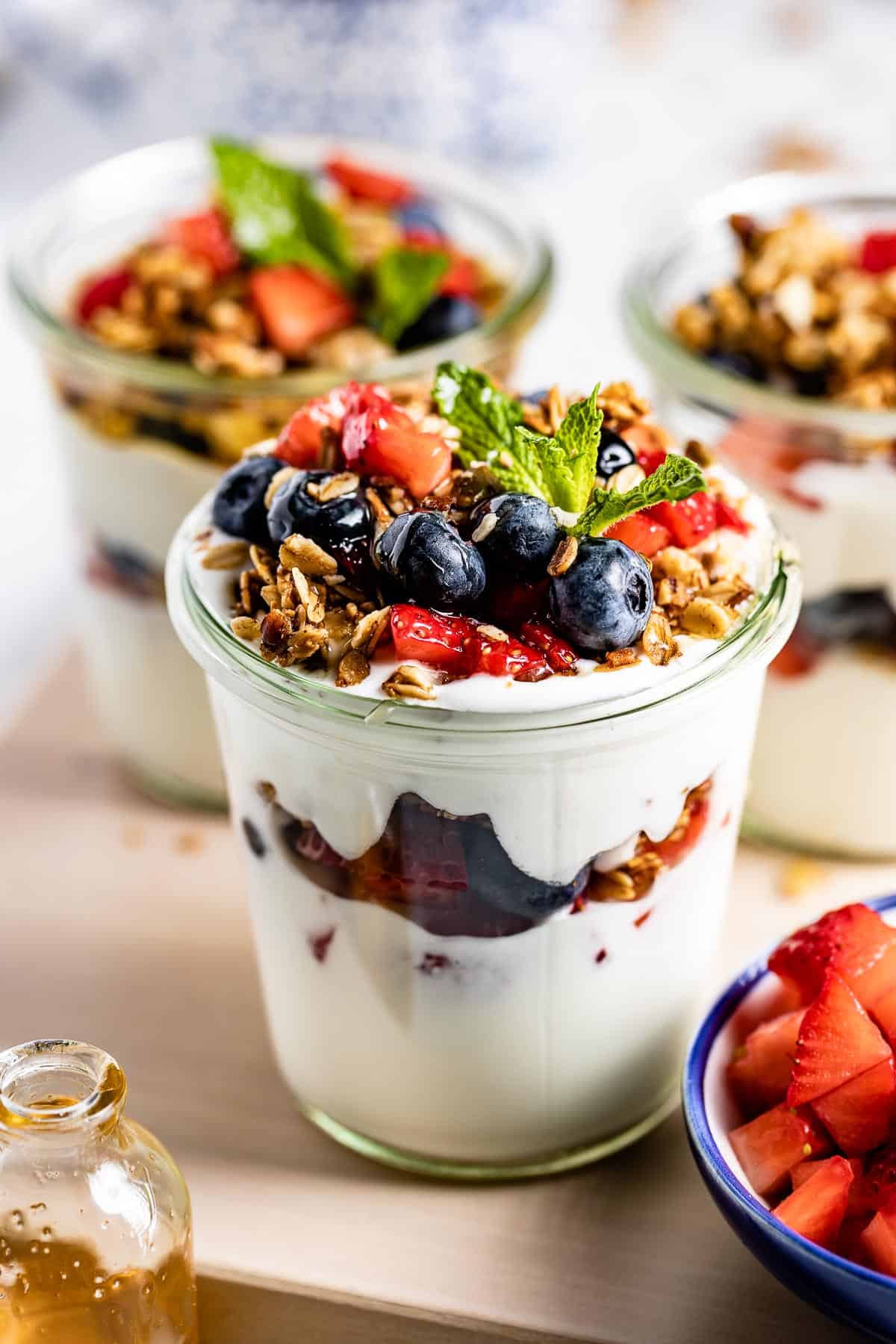 10-Minute Greek Yogurt Parfait