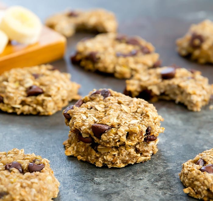 2-Ingredient Banana Oatmeal Cookies