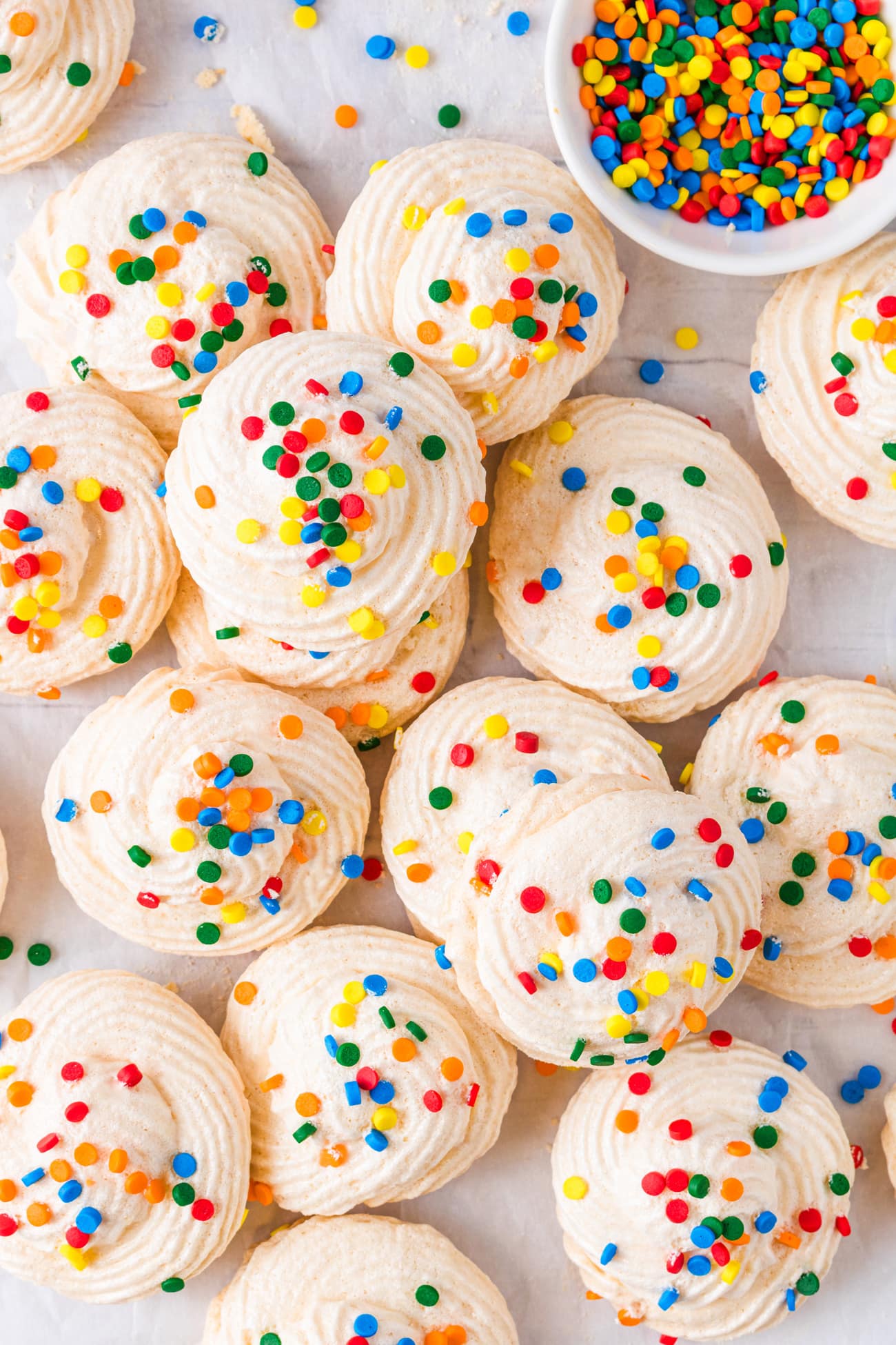 2-Ingredient Cloud Cookies