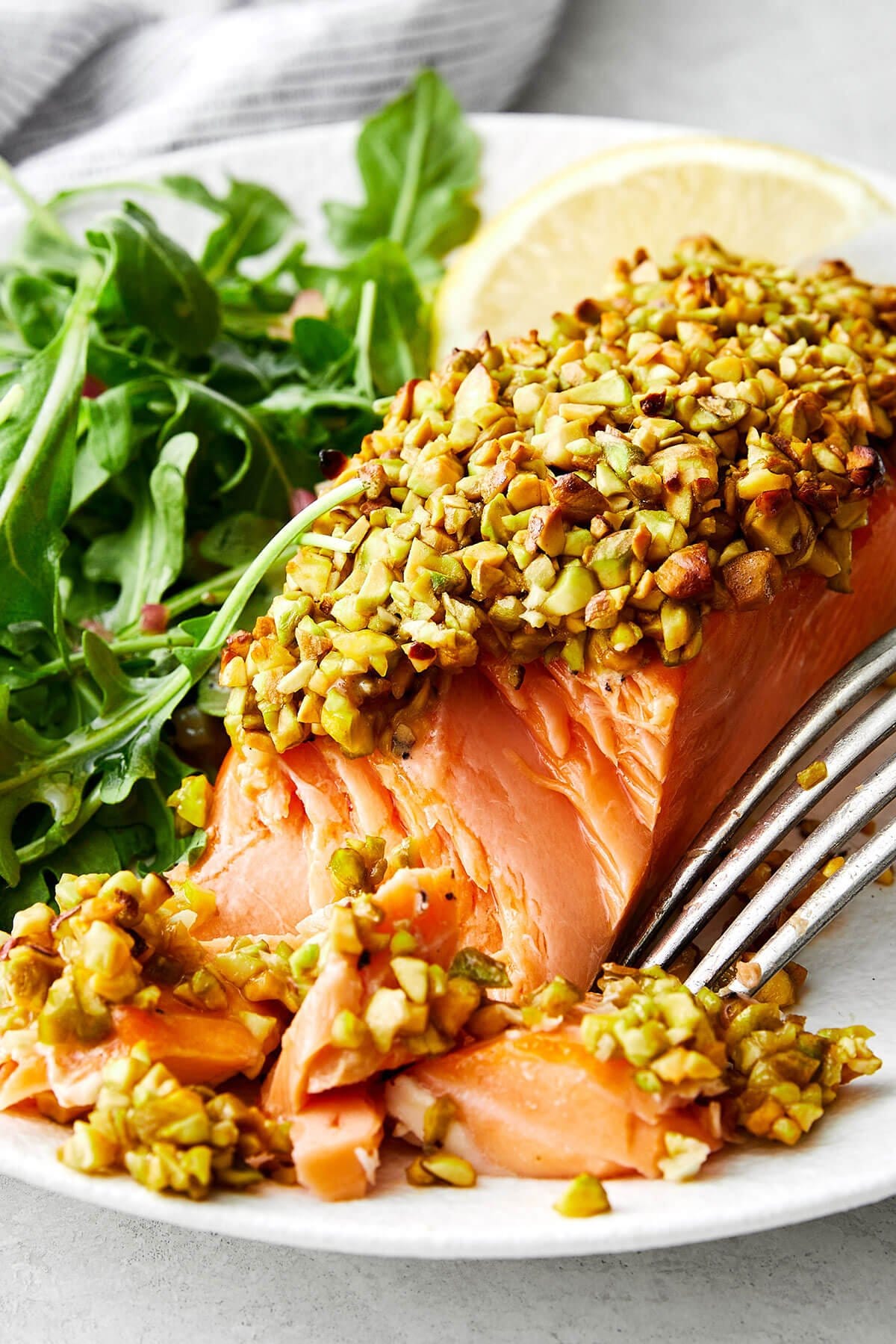 4-Ingredient Pistachio Salmon
