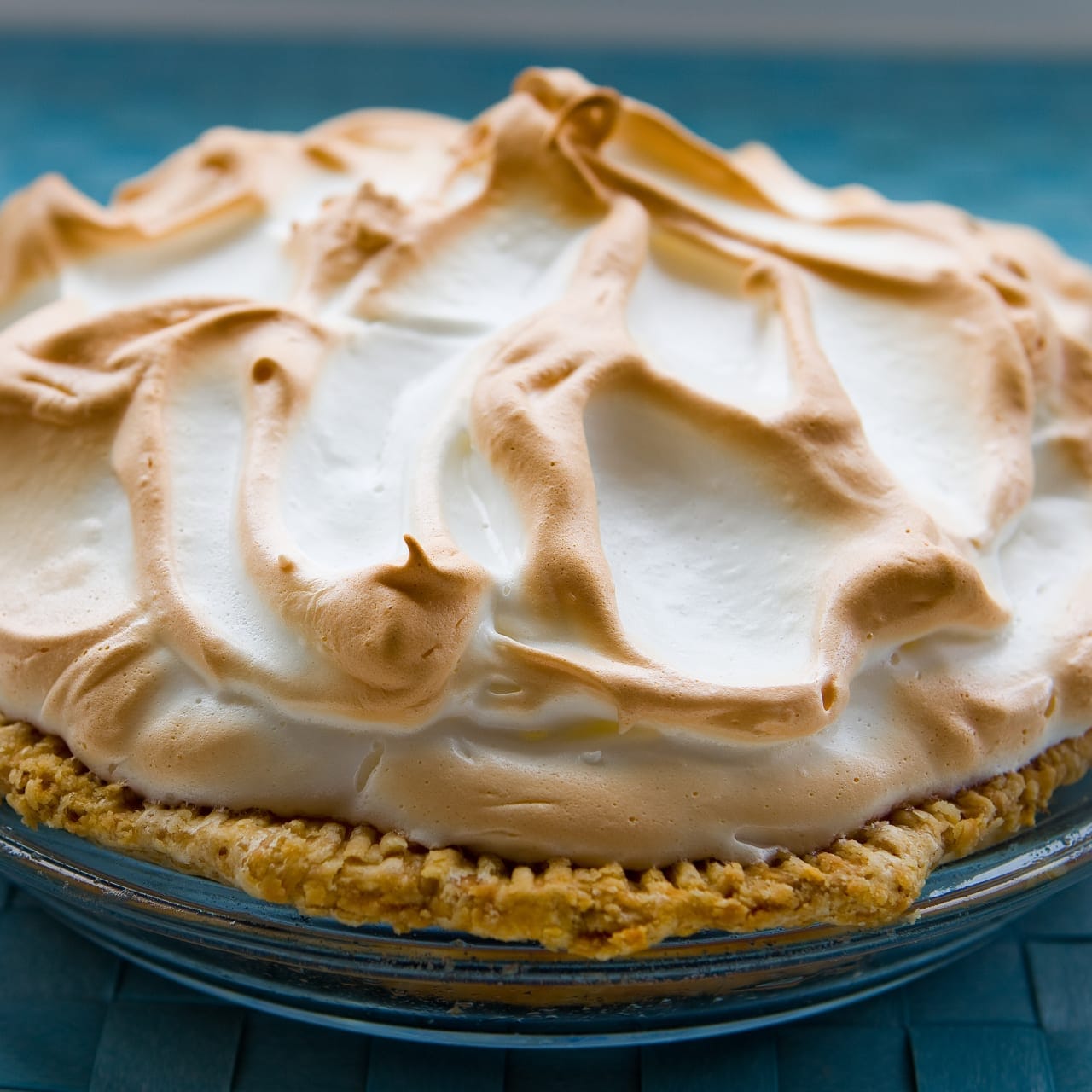 Florida's Controversial Recipe: Key Lime Pie with Meringue Topping