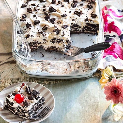Icebox Cake Cookies and Cream
