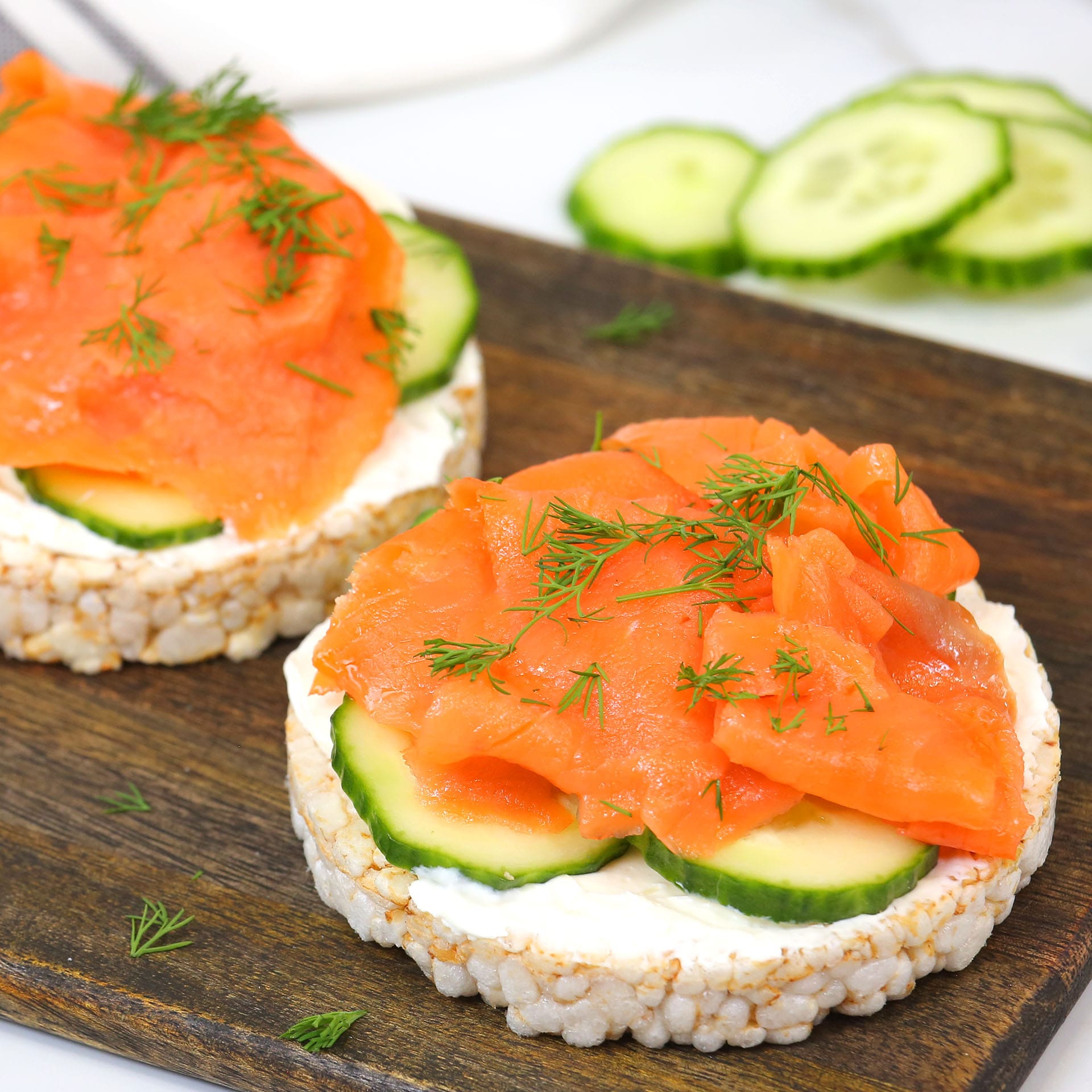 Cream Cheese and Smoked Salmon Rice Cakes