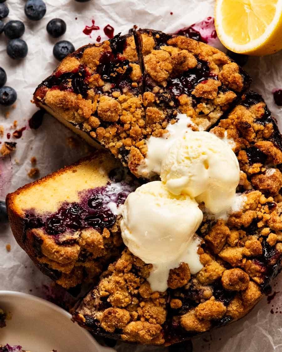 Blueberry Crumble Cake