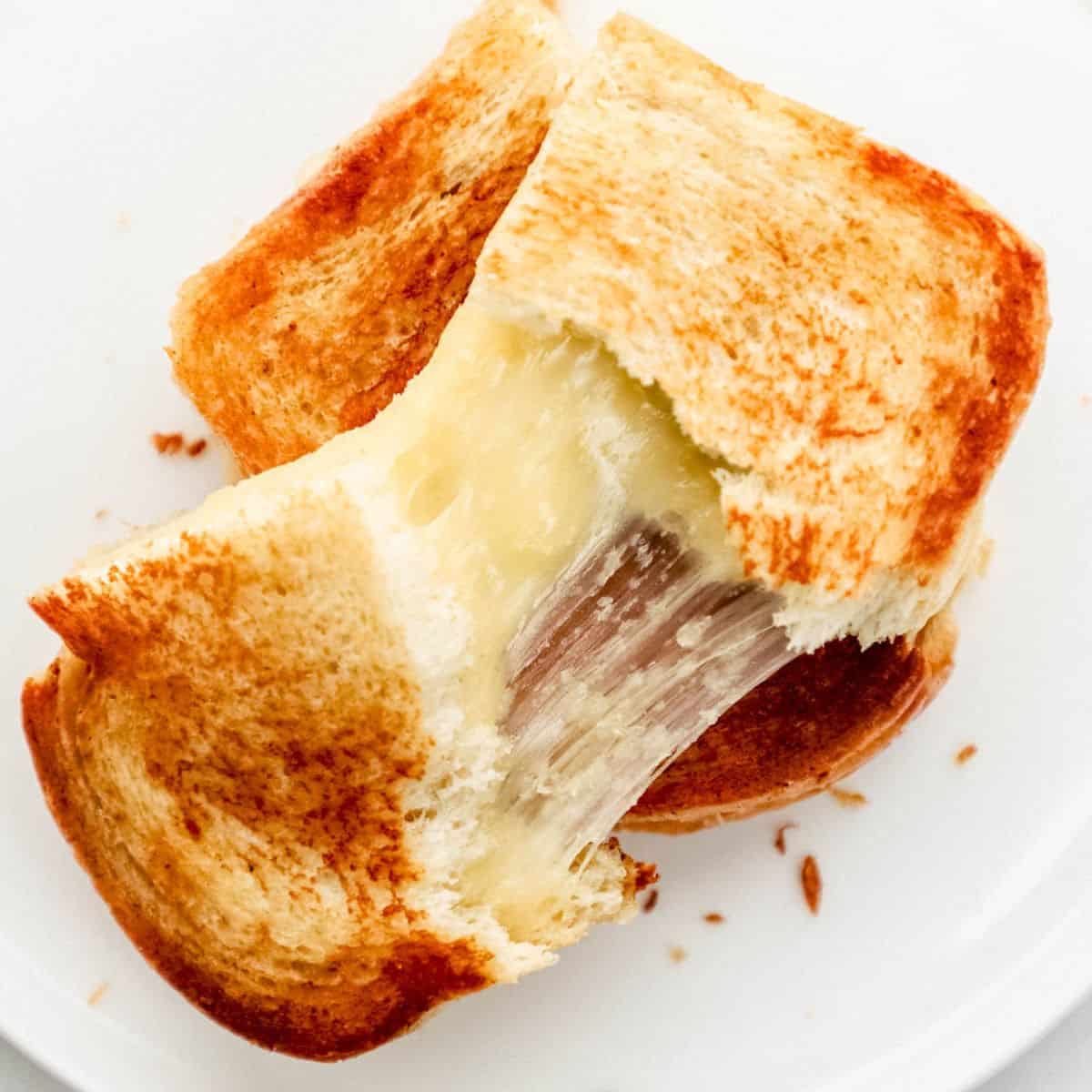 15-Minute Grilled Cheese Sandwiches