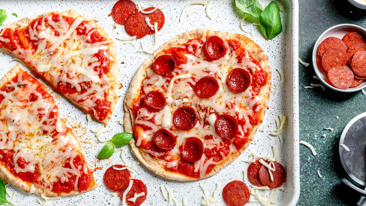 Easy Pita Pizza Recipe