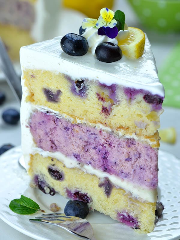 Blueberry Cheesecake Cake