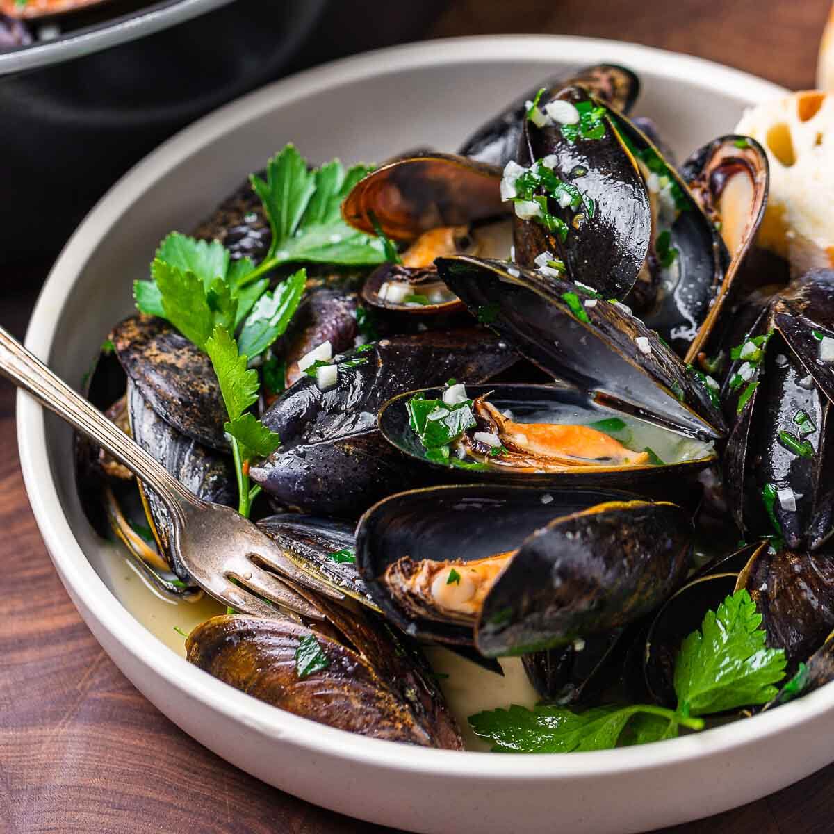 Mussels in White Wine Sauce