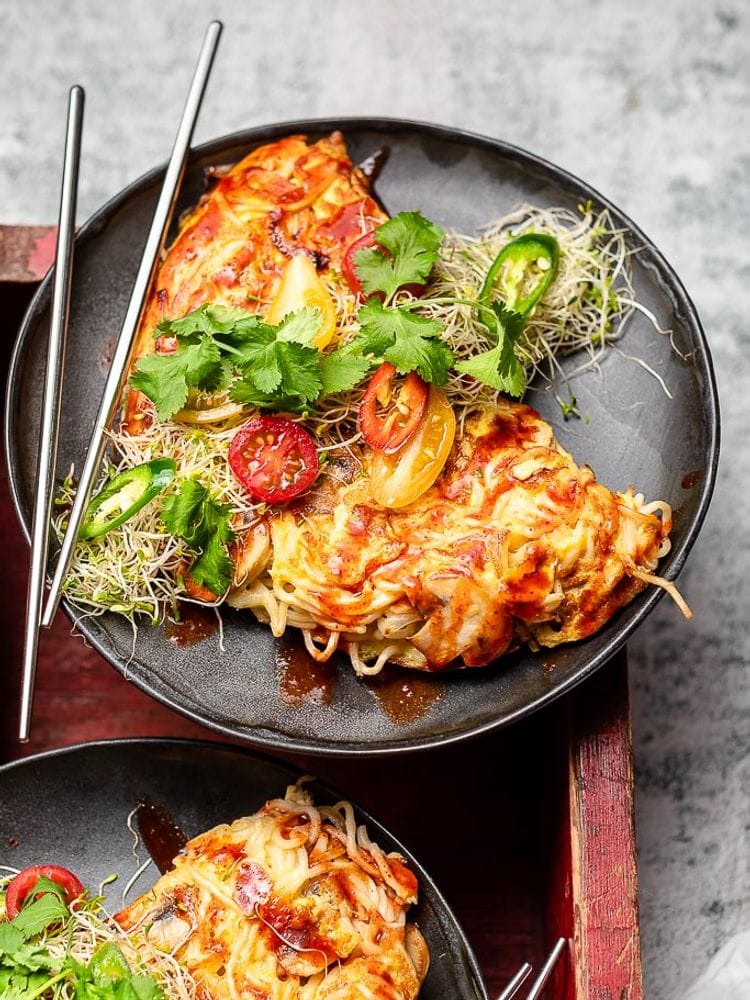 Noodle Omelette