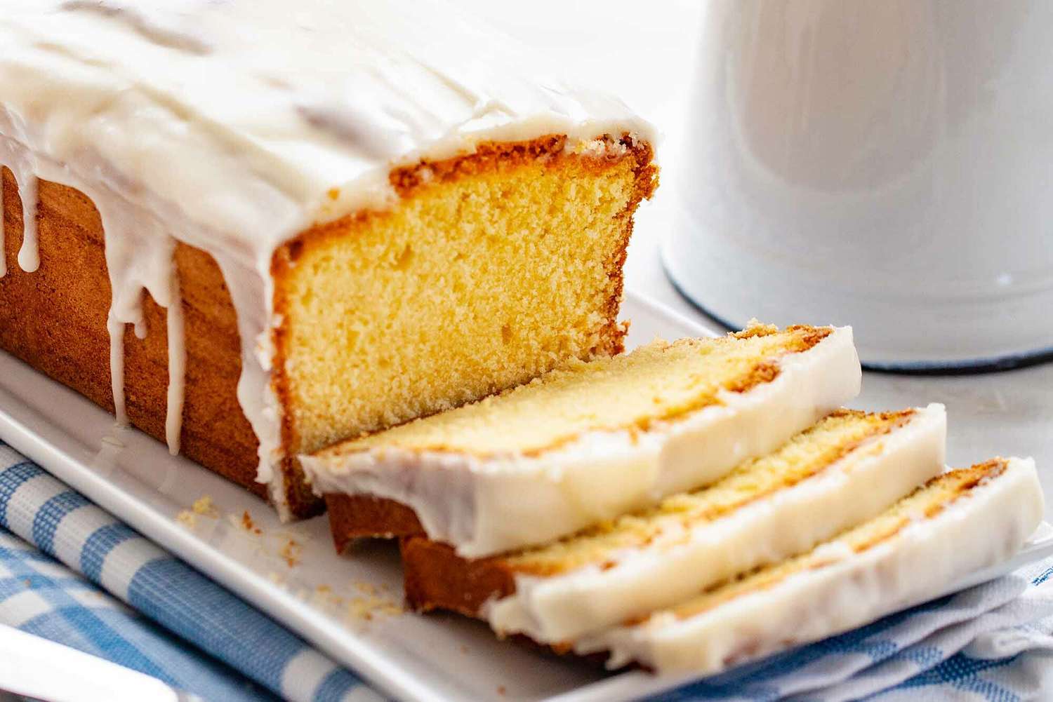 Classic Vanilla Pound Cake
