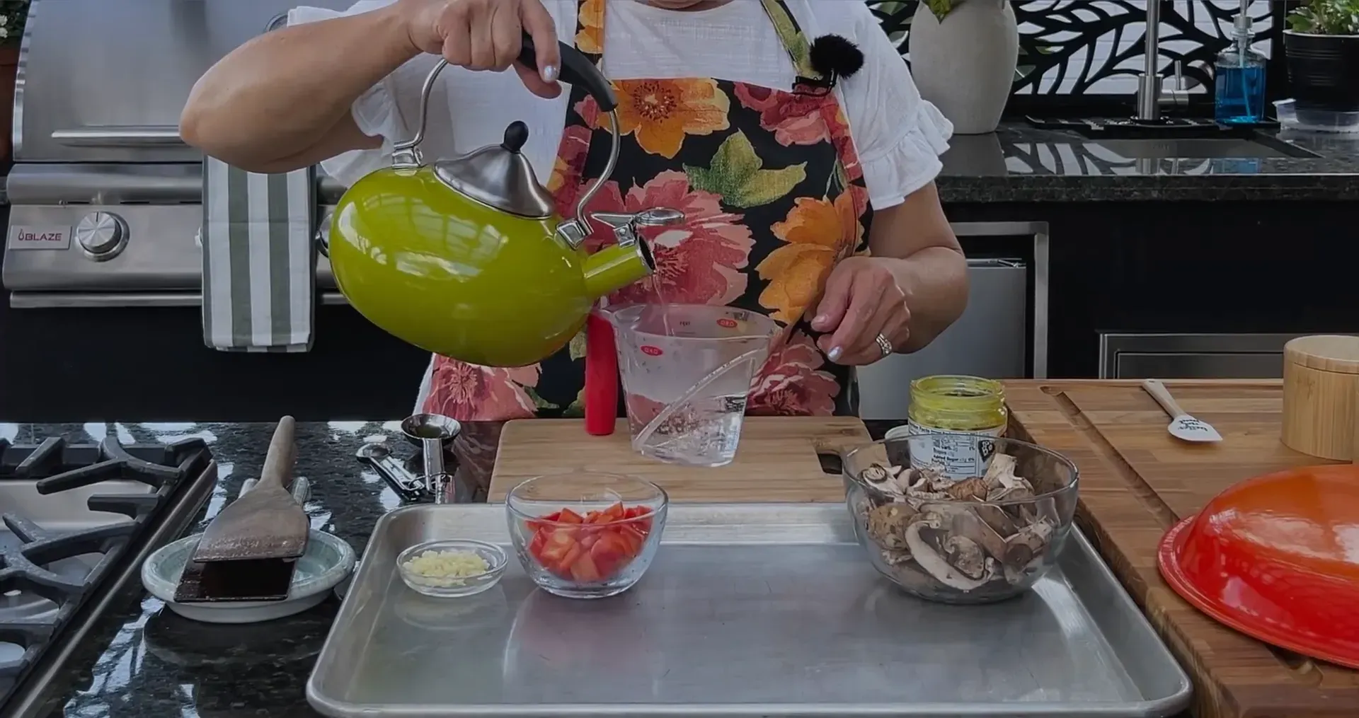 Preparing chicken broth