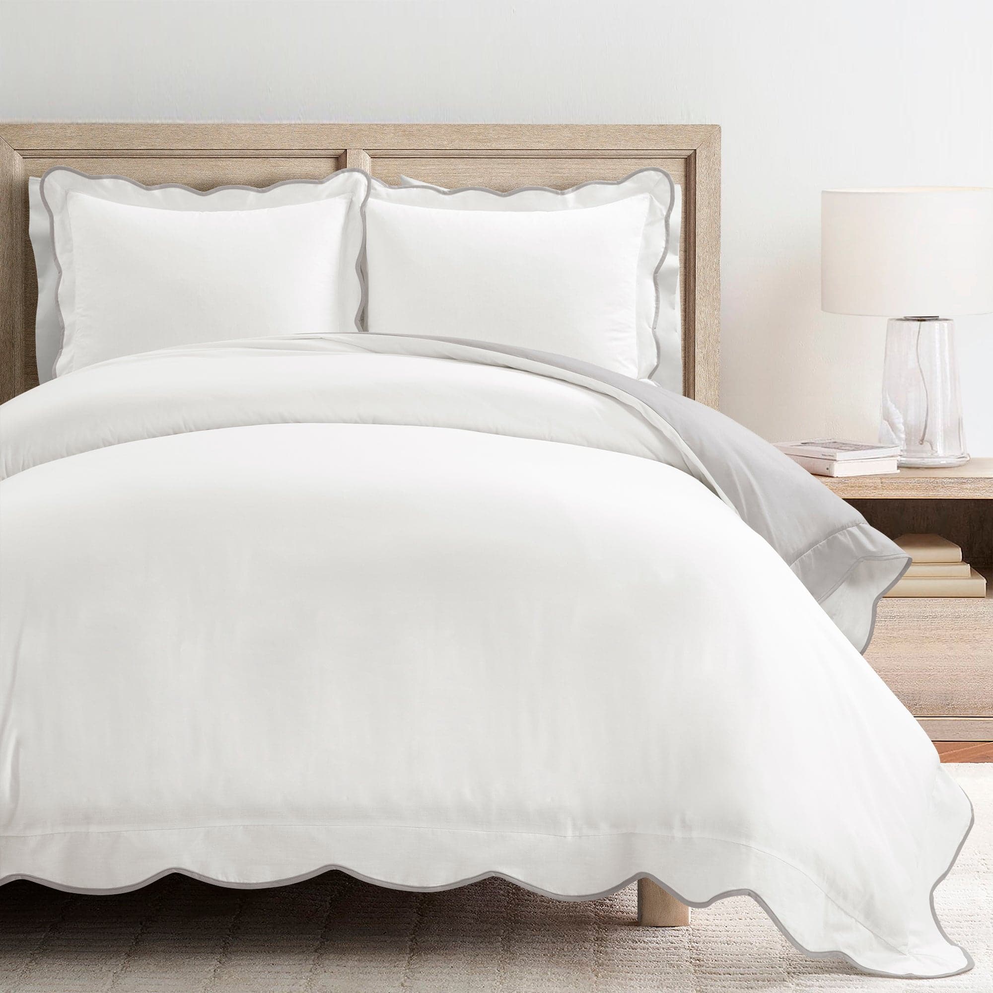 Bedroom bedding with scalloped edges