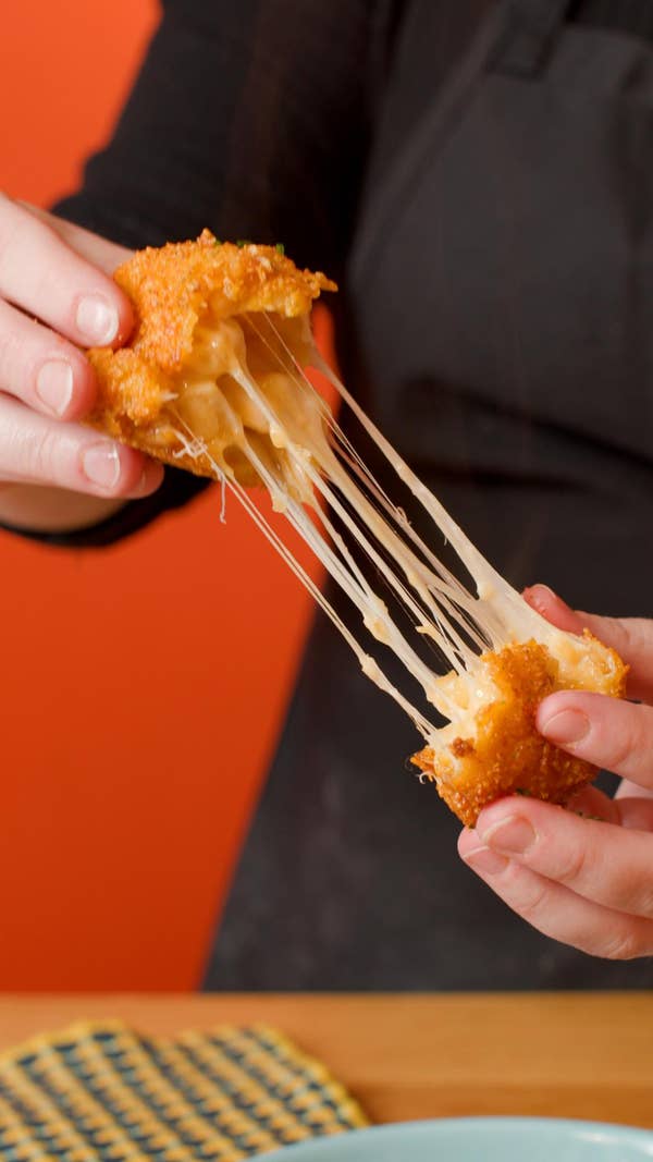 Doritos-Crusted Mac and Cheese Balls Recipe