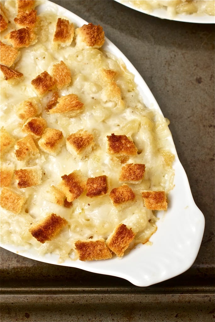 Crouton-Topped Mac and Cheese