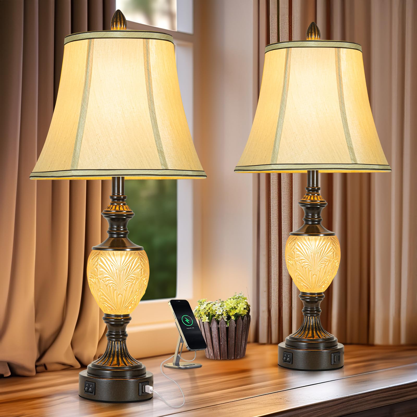 Bedroom lighting with vintage table lamps