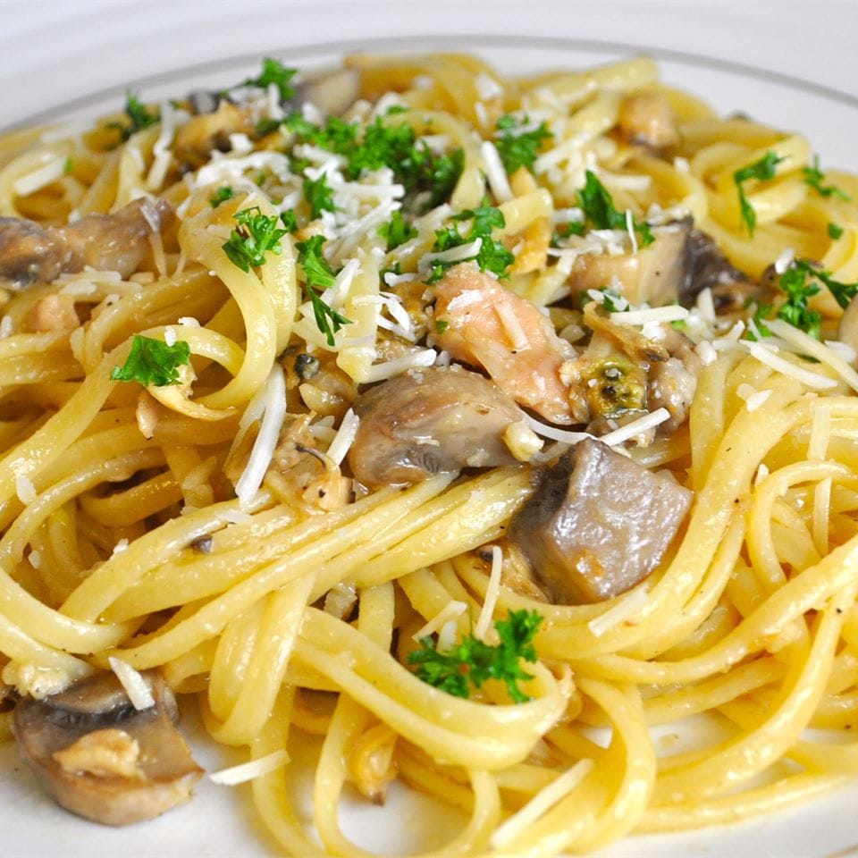 Linguine with Clam Sauce Recipe