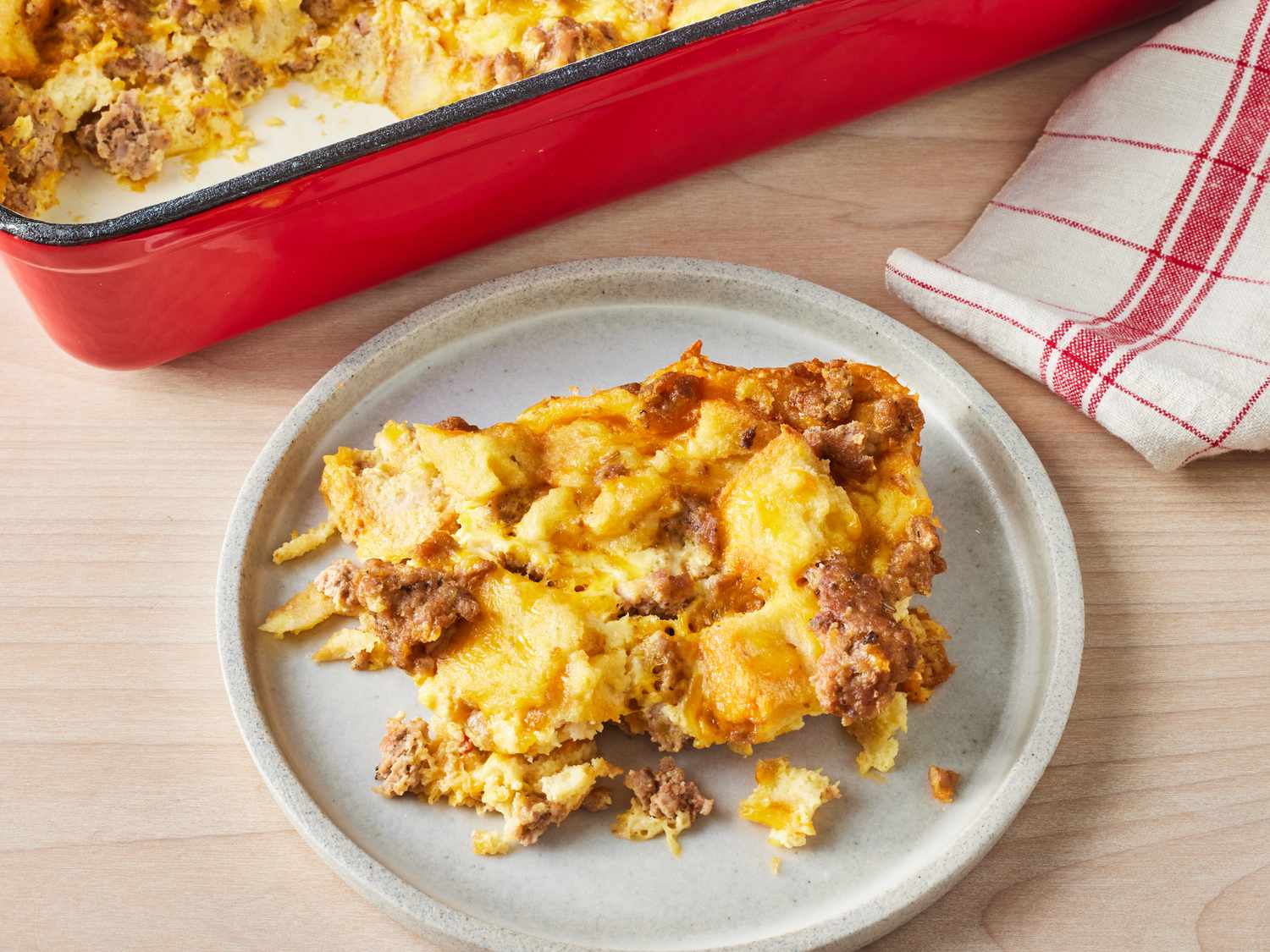 Classic Breakfast Casserole with Sausage and Cheese