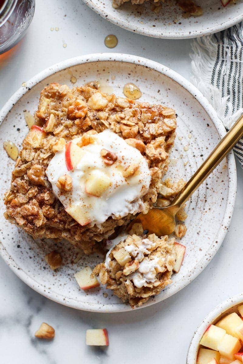Baked Apple Cinnamon Oatmeal Recipe