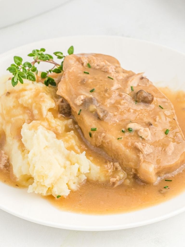 Slow Cooker Cream of Mushroom Pork Chops Recipe