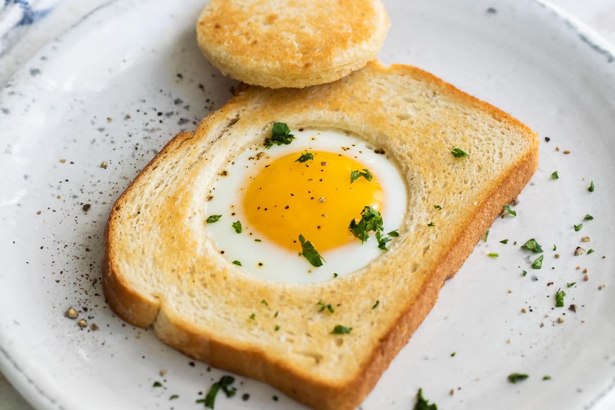 Eggs in a Basket Recipe